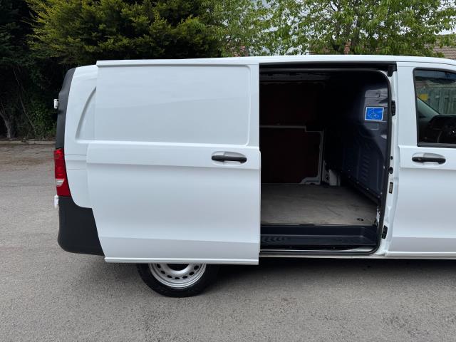 2022 Mercedes-Benz Vito 114 CDI L2 Progressive Van (KM72TEV) Image 55