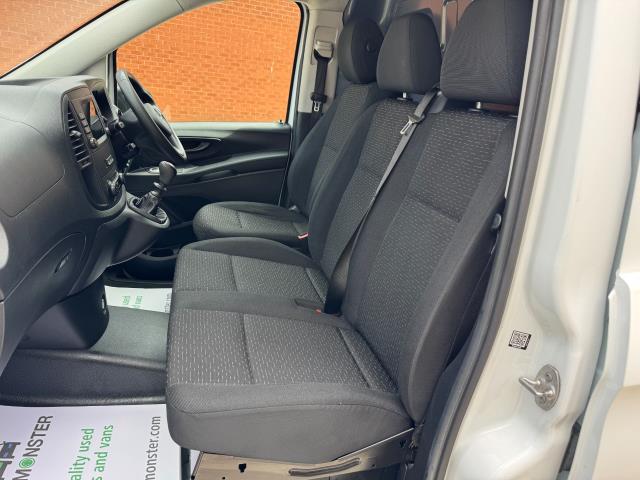 2022 Mercedes-Benz Vito 114 CDI L2 Progressive Van (KM72TEV) Image 43