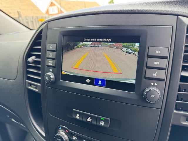 2022 Mercedes-Benz Vito 114 CDI L2 Progressive Van (KM72TEV) Image 34