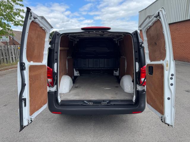 2022 Mercedes-Benz Vito 114 CDI L2 Progressive Van (KM72TEV) Image 56