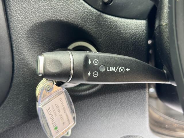 2022 Mercedes-Benz Vito 114 CDI L2 Progressive Van (KM72TEV) Image 26