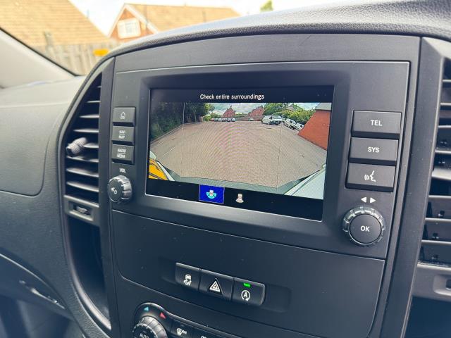 2022 Mercedes-Benz Vito 114 CDI L2 Progressive Van (KM72TEV) Image 35