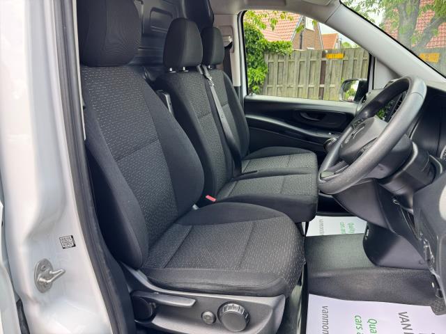2022 Mercedes-Benz Vito 114 CDI L2 Progressive Van (KM72TEV) Image 16