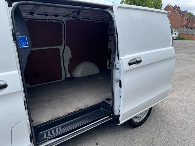 2022 Mercedes-Benz Vito 114 CDI L2 Progressive Van (KM72TEV) Image 51