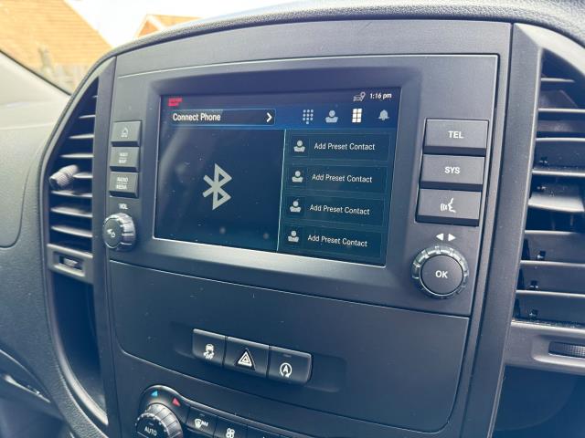 2022 Mercedes-Benz Vito 114 CDI L2 Progressive Van (KM72TEV) Image 31
