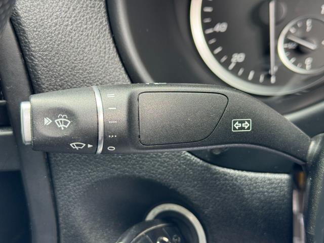 2022 Mercedes-Benz Vito 114 CDI L2 Progressive Van (KM72TEV) Image 25