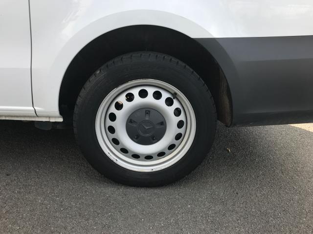 2022 Mercedes-Benz Vito 114Cdi Progressive Van (KM72TFJ) Image 17