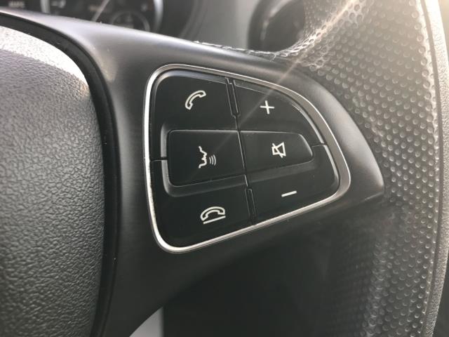 2022 Mercedes-Benz Vito 114Cdi Progressive Van (KM72TFJ) Image 32