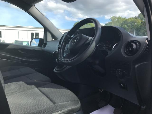 2022 Mercedes-Benz Vito 114Cdi Progressive Van (KM72TFJ) Image 20