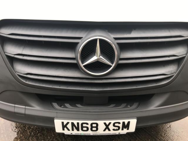 2018 Mercedes-Benz Sprinter 314CDI 13FT LUTON 140PS EURO 6 TAIL LIFT EURO 6 (KN68XSM) Image 37