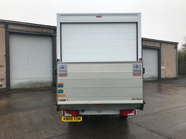 2018 Mercedes-Benz Sprinter 314CDI 13FT LUTON 140PS EURO 6 TAIL LIFT EURO 6 (KN68XSM) Image 21