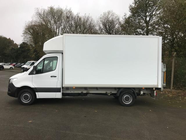 2020 Mercedes-Benz Sprinter 3.5T SPRINTER LUTON 316CDI RWD EURO 6 (KN70DZG) Image 4