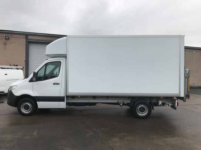 2021 Mercedes-Benz Sprinter 316CDI 13FT LUTON 160PS EURO 6 TAIL LIFT  (KN70EEF) Image 8