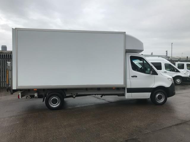 2021 Mercedes-Benz Sprinter 316CDI 13FT LUTON 160PS EURO 6 TAIL LIFT  (KN70EEF) Image 6