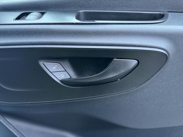 2022 Mercedes-Benz Sprinter 3.5T Progressive Tipper (KN71UFT) Image 21