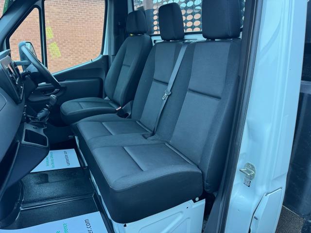 2022 Mercedes-Benz Sprinter 3.5T Progressive Tipper (KN71UFT) Image 35
