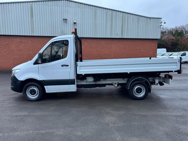 2022 Mercedes-Benz Sprinter 3.5T Progressive Tipper (KN71UFT) Image 6