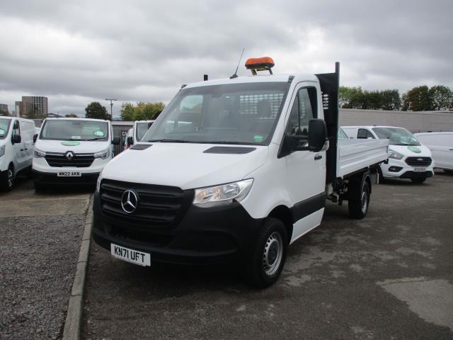 2022 Mercedes-Benz Sprinter 3.5T Progressive Tipper (KN71UFT) Image 9