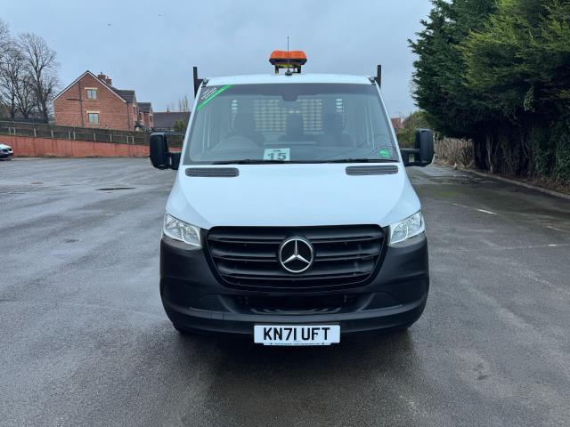 2022 Mercedes-Benz Sprinter 3.5T Progressive Tipper (KN71UFT) Image 3