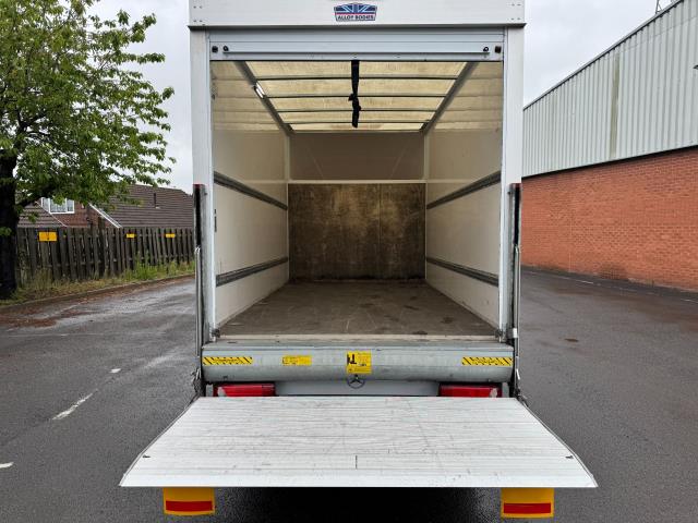 2022 Mercedes-Benz Sprinter 3.5T 315 CDI HD Emissions Progressive Luton Tail Lift (KN72UOT) Image 44