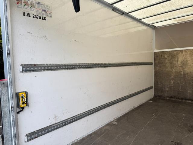 2022 Mercedes-Benz Sprinter 3.5T 315 CDI HD Emissions Progressive Luton Tail Lift (KN72UOT) Image 46