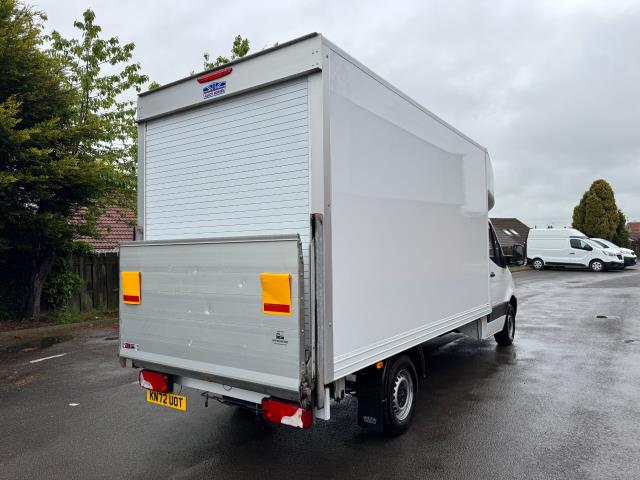 2022 Mercedes-Benz Sprinter 3.5T 315 CDI HD Emissions Progressive Luton Tail Lift (KN72UOT) Image 9