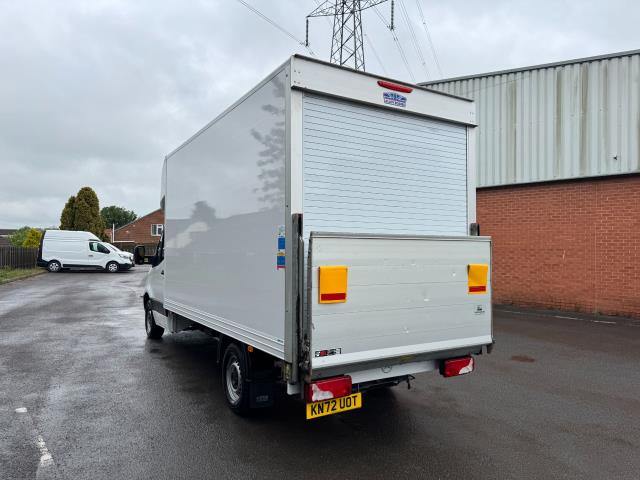 2022 Mercedes-Benz Sprinter 3.5T 315 CDI HD Emissions Progressive Luton Tail Lift (KN72UOT) Image 7
