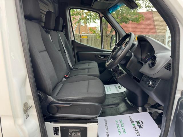 2021 Mercedes-Benz Sprinter 315 L2 H2 RWD Progressive Van  EURO 6 (KO21DXA) Image 15