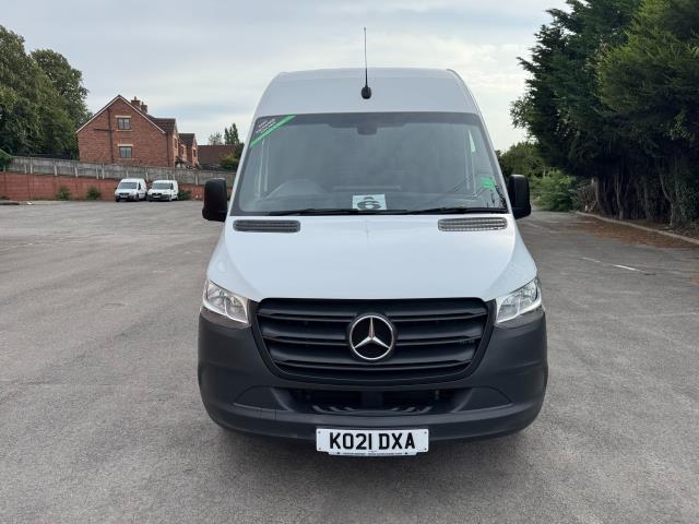 2021 Mercedes-Benz Sprinter 315 L2 H2 RWD Progressive Van  EURO 6 (KO21DXA) Image 3
