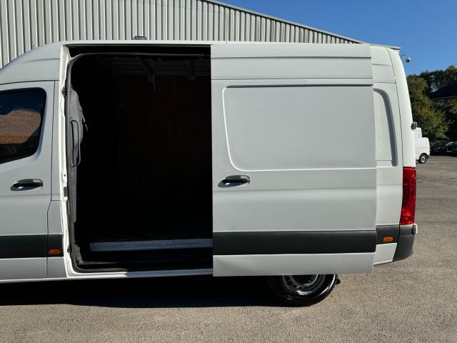 2021 Mercedes-Benz Sprinter 315 RWD H2 Progressive Van (KO21EHL) Image 44