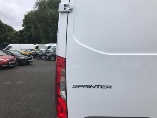 2021 Mercedes-Benz Sprinter 3.5T H2 PROGRESSIVE VAN EURO 6 (KO21EHN) Image 17