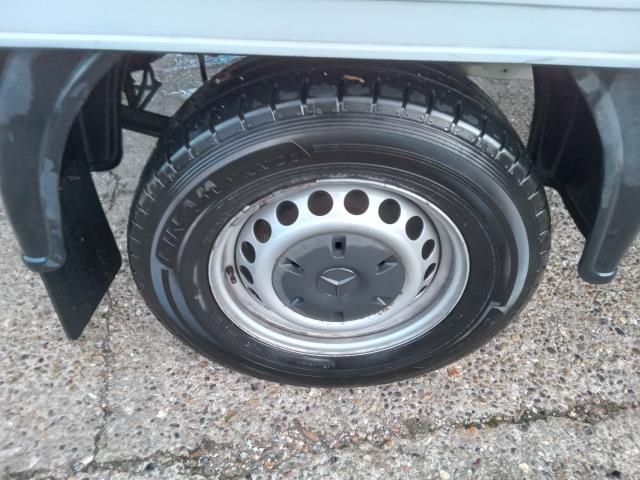 2021 Mercedes-Benz Sprinter 3.5T Progressive LUTON Tail Lift  (KO21NHX) Image 29