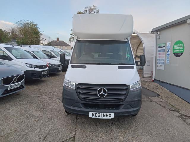 2021 Mercedes-Benz Sprinter 3.5T Progressive LUTON Tail Lift  (KO21NHX) Image 3