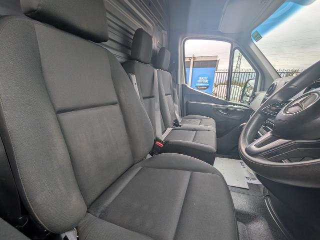 2020 Mercedes-Benz Sprinter 3.5T H2 Van (KP20SZK) Image 17