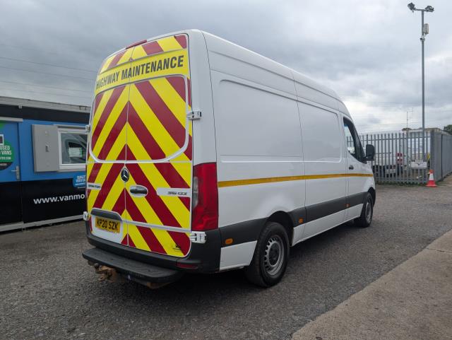 2020 Mercedes-Benz Sprinter 3.5T H2 Van (KP20SZK) Image 14