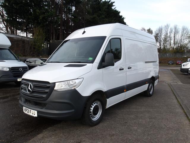 2021 Mercedes-Benz Sprinter 3.5T 315 L2 H2 Progressive Van RWD (KP21FJJ) Image 3