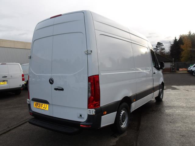 2021 Mercedes-Benz Sprinter 3.5T 315 L2 H2 Progressive Van RWD (KP21FJJ) Image 7