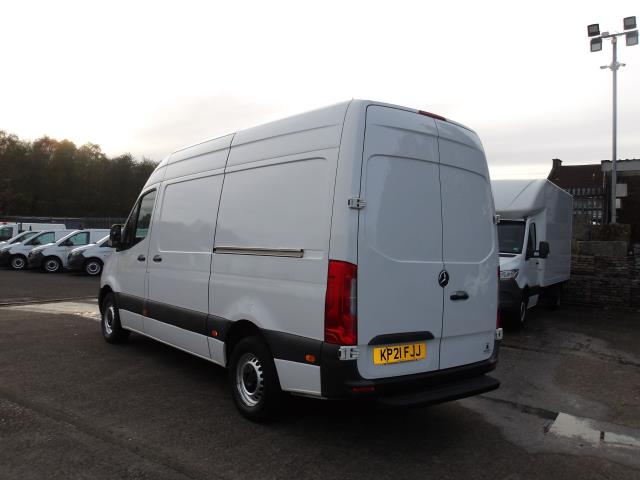 2021 Mercedes-Benz Sprinter 3.5T 315 L2 H2 Progressive Van RWD (KP21FJJ) Image 5
