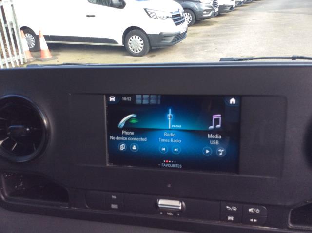 2022 Mercedes-Benz Sprinter 315 CDI L2 Progressive (S/Cab) (Tipper)  (KP22MMX) Image 25