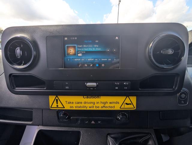 2022 Mercedes-Benz Sprinter 3.5T Hd LUTON CURTAINSIDE - Rare Curtain Side | Clean Example | Ready for Work (KP22OWO) Image 15