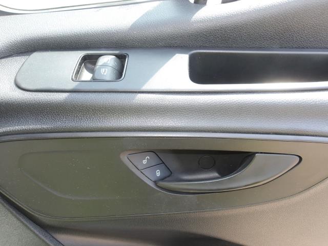 2022 Mercedes-Benz Sprinter 315 CDi L3 Progressive Luton With Tail Lift  (KP22WVG) Image 22