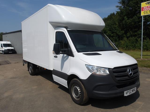 2022 Mercedes-Benz Sprinter 315 CDi L3 Progressive Luton With Tail Lift  (KP22WVG)