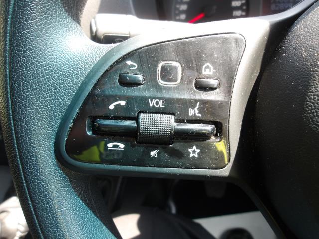 2022 Mercedes-Benz Sprinter 315 CDi L3 Progressive Luton With Tail Lift  (KP22WVG) Image 25