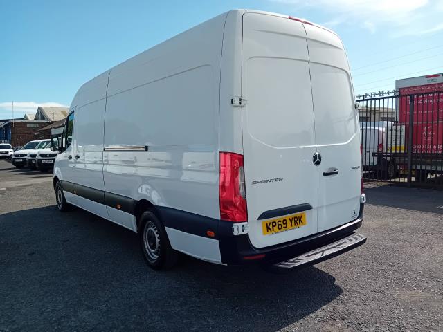 2019 Mercedes-Benz Sprinter 3.5T H2 Van (KP69YRK) Image 10