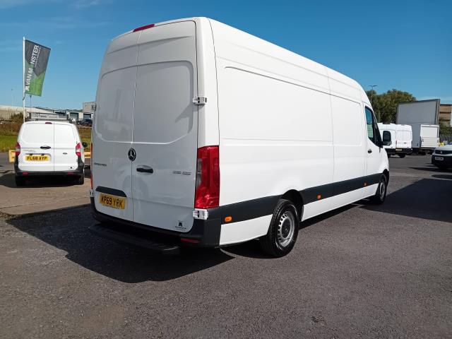 2019 Mercedes-Benz Sprinter 3.5T H2 Van (KP69YRK) Image 15