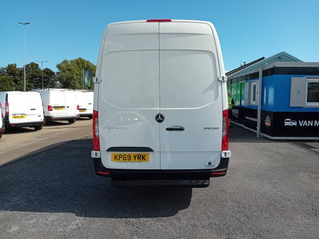 2019 Mercedes-Benz Sprinter 3.5T H2 Van (KP69YRK) Image 11