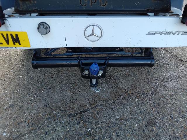 2021 Mercedes-Benz Sprinter 3.5T Progressive Tipper (KP71LVM) Image 13