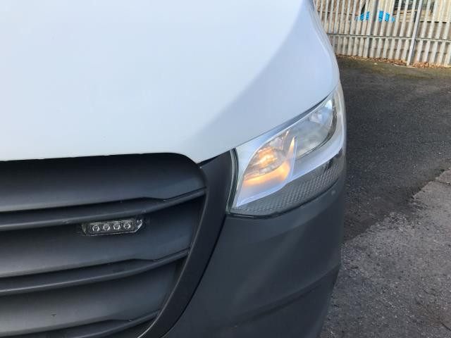 2021 Mercedes-Benz Sprinter 315CDI 14FT DROPSIDE 150PS EURO 6  TAIL LIFT (KP71MHZ) Image 45