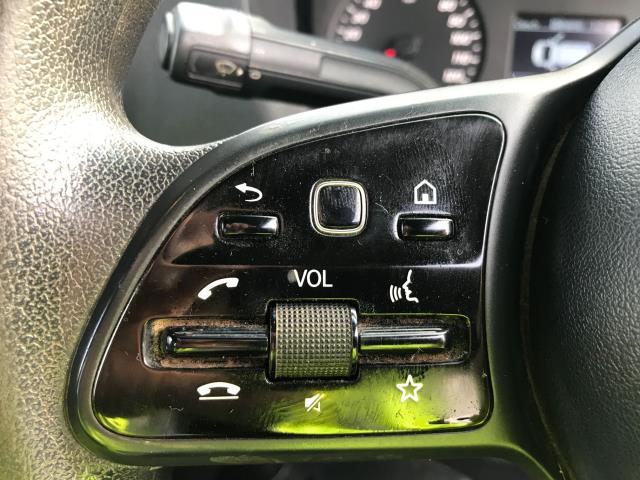 2021 Mercedes-Benz Sprinter 315CDI 14FT DROPSIDE 150PS EURO 6  TAIL LIFT (KP71MHZ) Image 34
