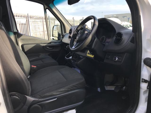2021 Mercedes-Benz Sprinter 315CDI 14FT DROPSIDE 150PS EURO 6  TAIL LIFT (KP71MHZ) Image 20